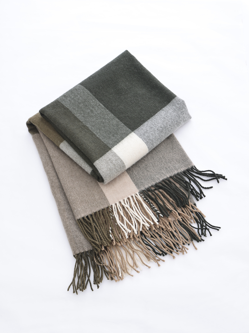 MM Linen Lodge Ivy Lambswool Throws & Cushions  100% Australian Lambswool image 0